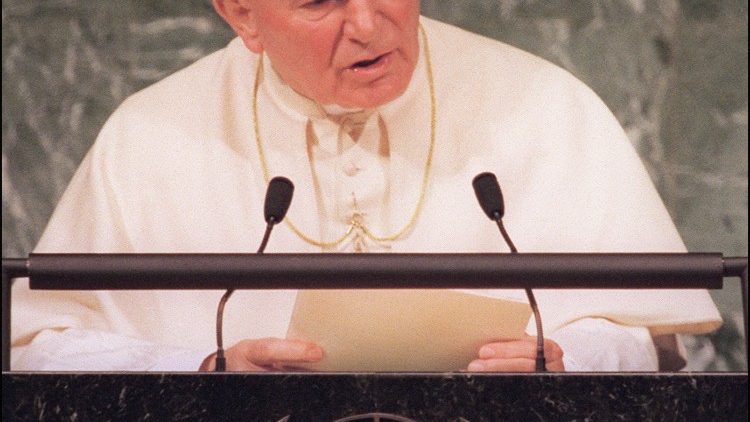 Juan Pablo II en la sede de las Naciones Unidas