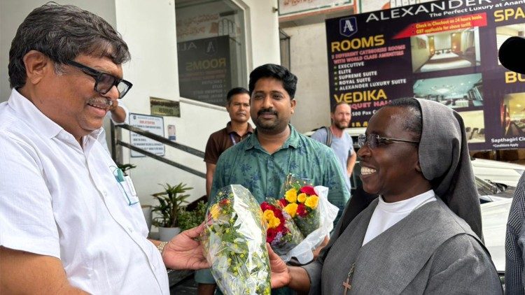 Zambian and Indian farmers in Andhra Pradesh, India