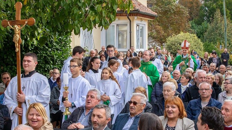 Proslava 220. obljetnice Župe sv. Petra apostola u Ivanić-Gradu  (Foto: Sisačka biskupija)