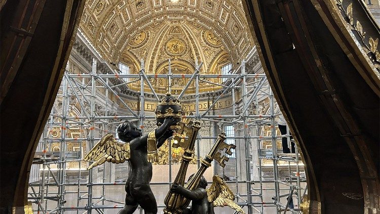 Il restauro del Baldacchino di San Pietro