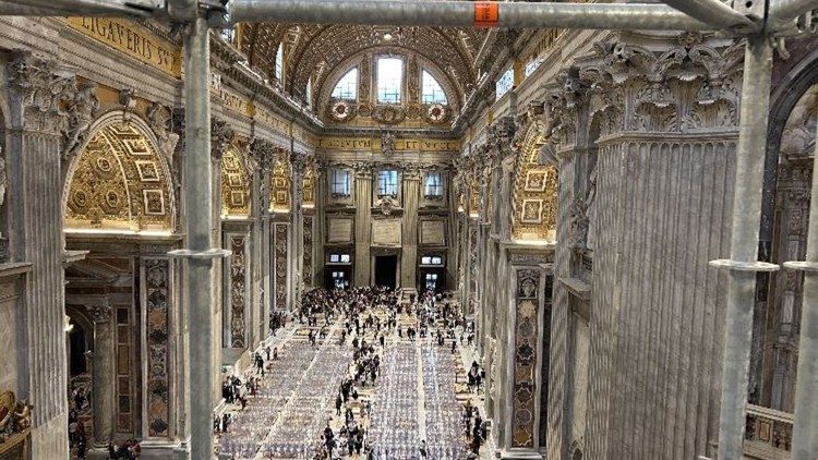 Sui ponteggi del Baldacchino e della Cattedra di San Pietro 