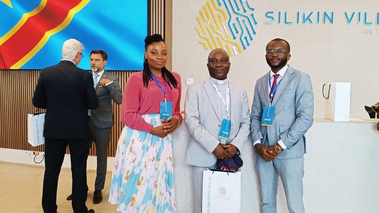 Des participants à l'inauguration de Sillikin Village, le 10 octobre 2024, à Kinshasa