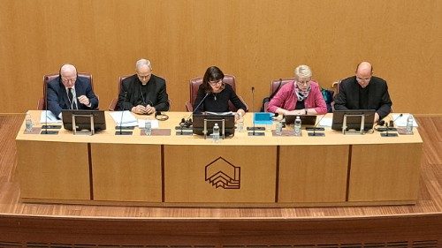 Sinodo, forum sulle Chiese locali. Prevost: una ricchezza dialogare nella diversità