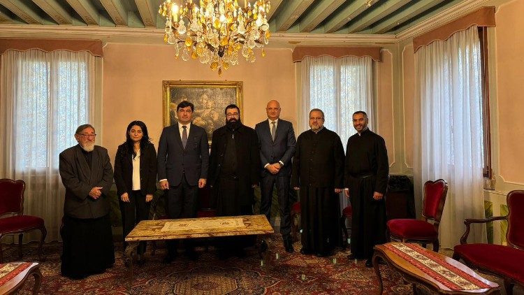 2024.10.16 Ambasciatore amreno Sahakyan visita Isola di San Lazzaro