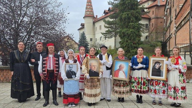 Sudionici 11. nacionalnoga susreta štovatelja Božjega milosrđa u Mariji Bistrici  (Foto: Jelena Vuković)