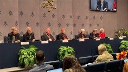 Il briefing conclusivo del Sinodo sulla sinodalità, in Sala Stampa vaticana