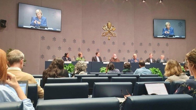 Annual Report of Pontifical Commission for the Protection of Minors presents pilot report at Holy See Press Office