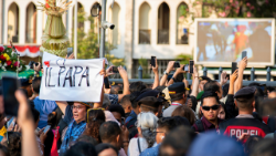 Crowds hoping to catch a glimpse of Pope Francis at the Cathedral of Our Lady of the Assumption (Photo by Mark Saludes, LiCAS News)