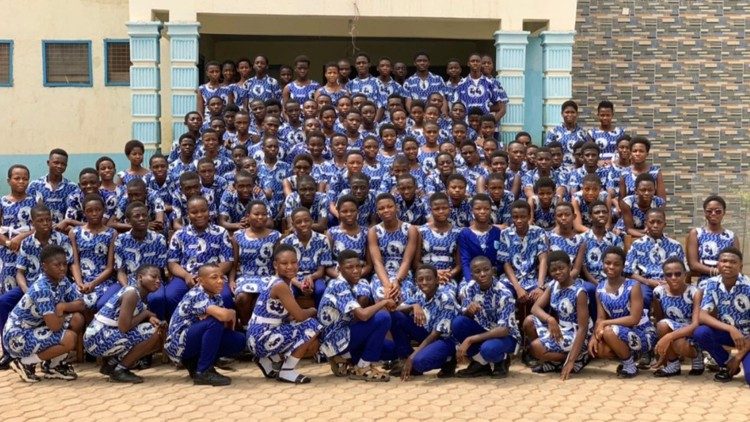 2024: I candidati all’esame per il diploma di scuola elementare, Ancilla School, Wa, Regione Nordoccidentale del Ghana