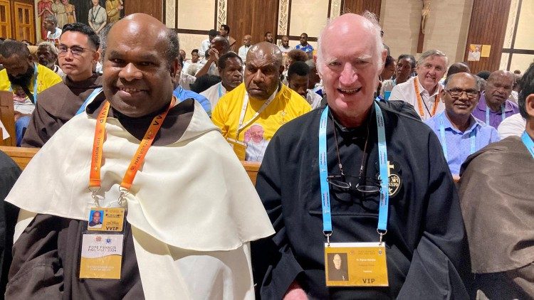 Carmelite Father Paul Sireh (R) and Passionist Father Pat McIndoe