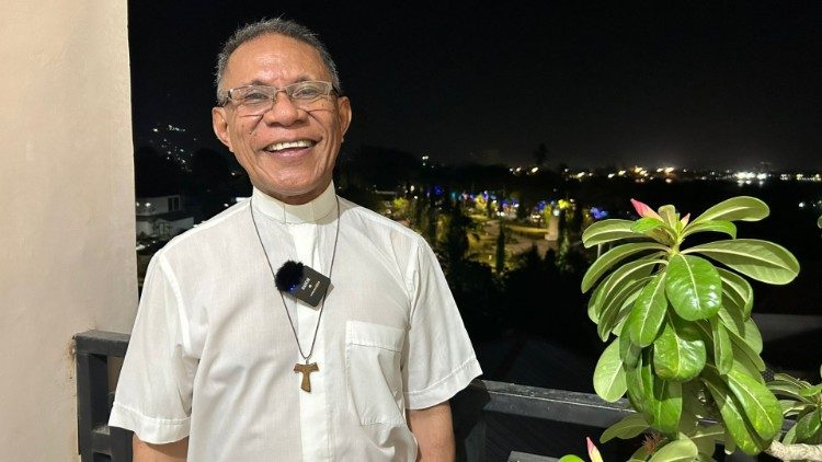 Le père Jovito Rego de Jesus Araújo, vicaire de l'archidiocèse de Dili