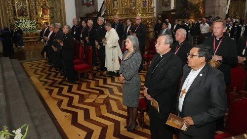 Il Papa al Congresso eucaristico: recuperiamo una fratellanza radicale con Dio