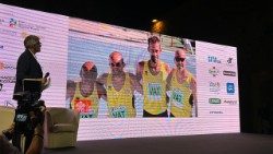 Il palco del Festival Giornalisti del Mediterraneo: il video che precede la consegna del premio ad Athletica Vaticana