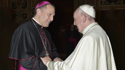 Le Pape François avec Mgr Alain Faubert. Crédit: Archidiocèse catholique romain de Montréal