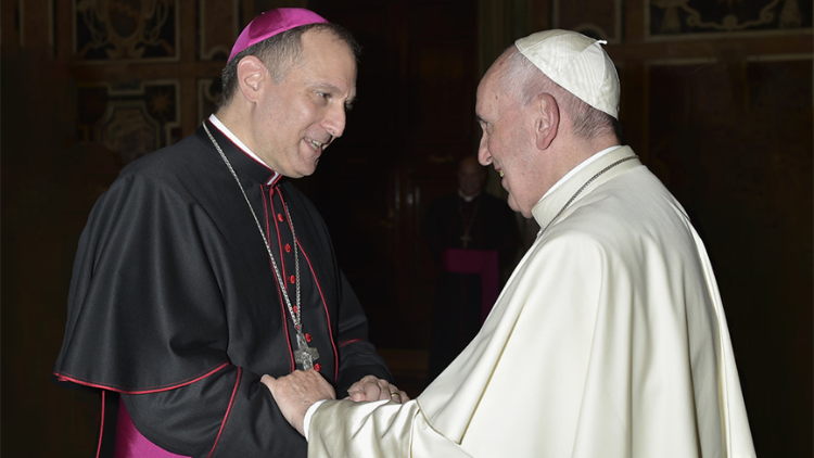 Le Pape François avec Mgr Alain Faubert. Crédit: Archidiocèse catholique romain de Montréal