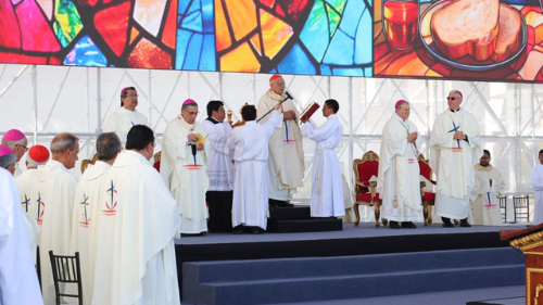 Équateur: clôture du congrès eucharistique