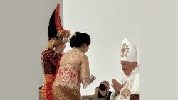 2024.09.17 L'artista indonesiana Lyodra alla Messa del Papa a Jakarta