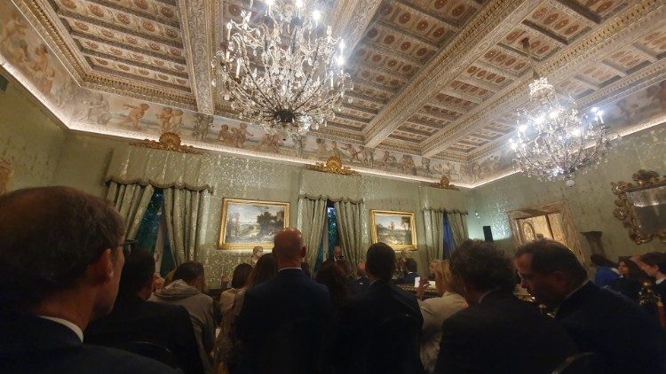 Panel rasprava na visokoj razini u Palazzo Orsini