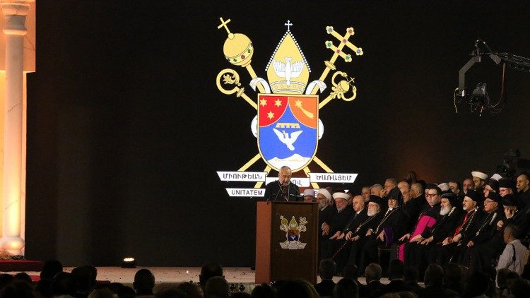 2024.08.18 Arrivo della salma del cardinal Agagianian a Beirut