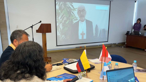 Cardenal Czerny durante el 2do Encuentro de la Red Eclesial de Justicia y Paz