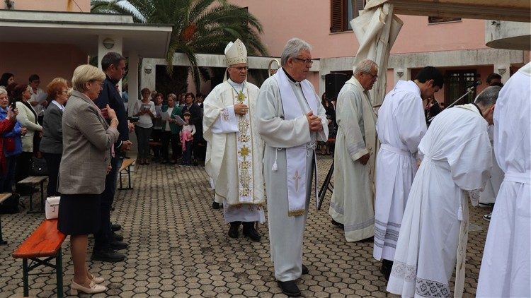 Proslava 30. obljetnice Župe Gospe Žalosne u Murinama  (Foto: Gordana Krizman)