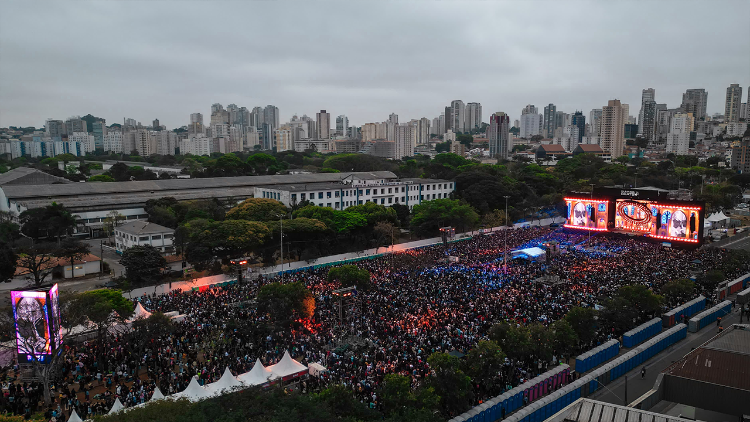 
                    Festival Summer Beats reúne milhares de católicos na maior cidade do Brasil 
                