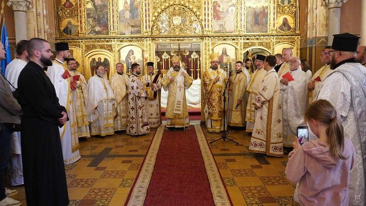 Svečana arhijerska liturgija u katedrali Presvete Trojice u Križevcima  (Foto: Križevačka eparhija)