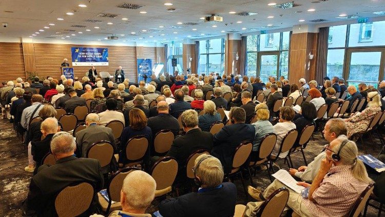 Konferencja w Krakowie „Nowy kształt Europy” (archiwum Fundacji im. bp. Tadeusza Pieronka)