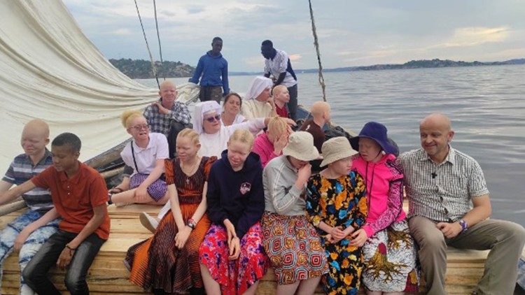 Residents of the Sail House on an outing at Lake Victoria