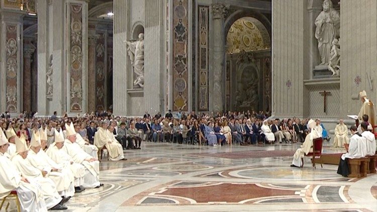 Ordinazione episcopale di monsignor Kennedy e monsignor Curbelié