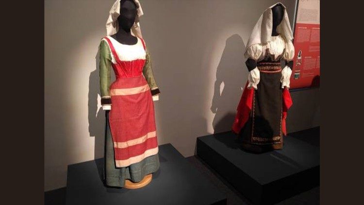 Los vestidos "ciociari" expuestos del Museo de las Civilizaciones de Roma