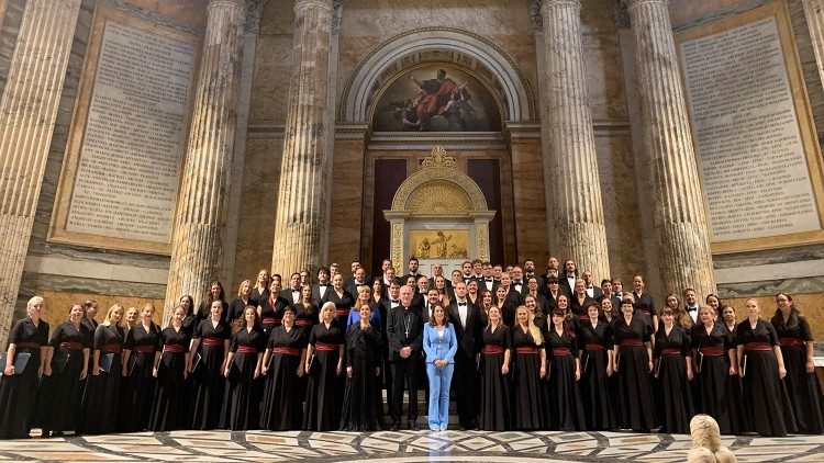 (Foto: VRH Sveta Stolica)