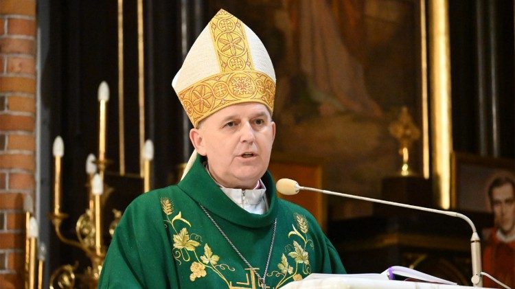 Bp Suchodolski: Jezus jest pierwszym redaktorem naczelnym