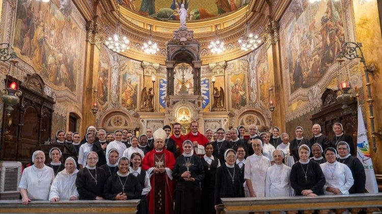 
                    II Capítulo Provincial Extraordinário das Irmãs Apóstolas do Sagrado Coração de Jesus
                