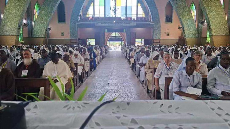 Consagradas e consagrados, na celebração do Jubileu, em Angola