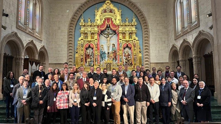 
                    Congresso sobre Sinodalidade na América: acolhimento e diálogo em novos cenários
                