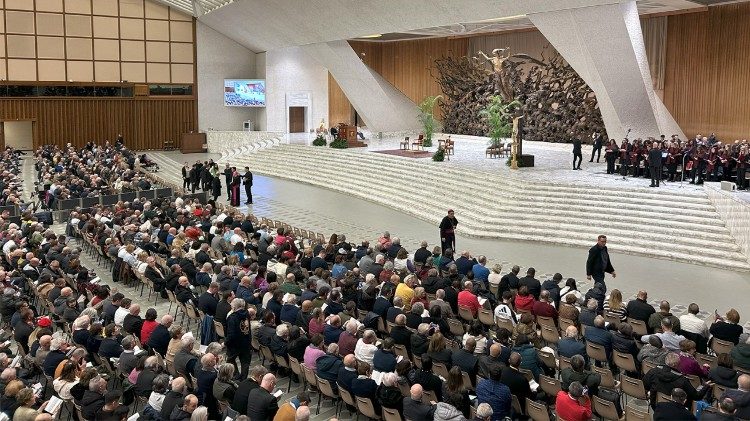 In Vaticano la veglia di preghiera dei i diaconi che celebrano il Giubileo