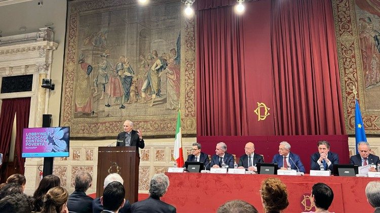 El cardenal Matteo Zuppi en la Cámara de Diputados