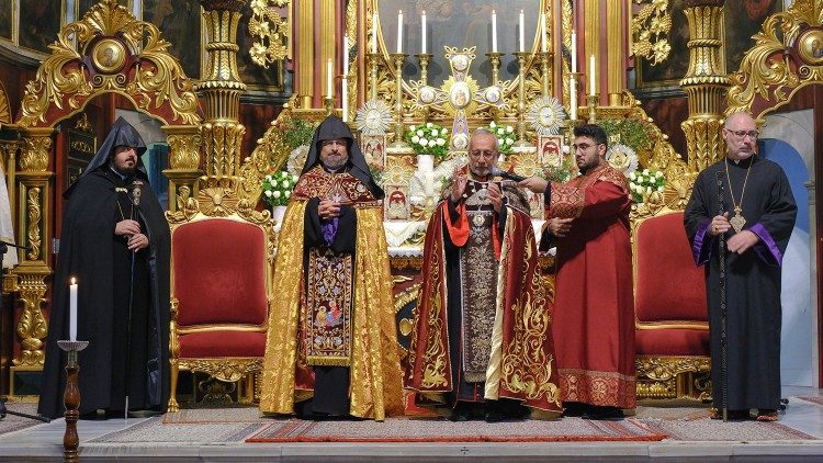 2025.01.05 Visita del patriarca Minassian al Patriarca armeno apostolico di Istanbul