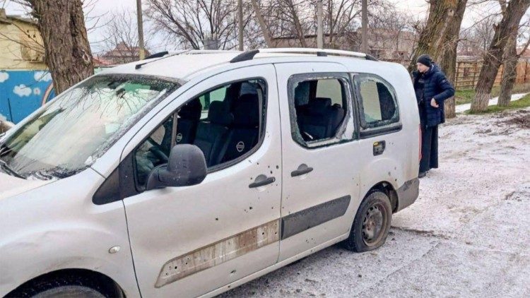 Ukrainian priest wounded in Russian missile attack