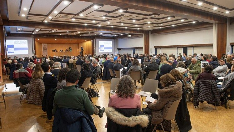 
                    Portugal. Sínodo: Encontro nacional refletiu sobre o Documento Final
                