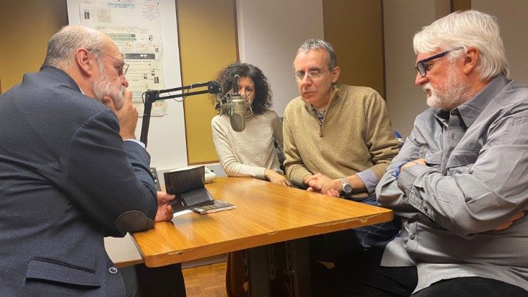 Entrevista nos estúdios da Rádio Vaticano